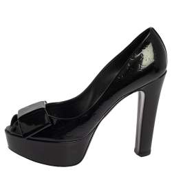 Pre Owned حذاء كعب عالي لوي فيتون فيرنيه مقدمة مفتوحة رصاصي داكن مونوغرامي نعل سميك مقاس 37.5