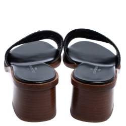 مملوكة مسبقًا Louis Vuitton Brown/Beige Monogram Canvas Lock It Slide Sandals Size 35