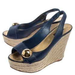 مملوكة مسبقًا Louis Vuitton Blue Leather Espadrille Wedge Sandals Size 39.5