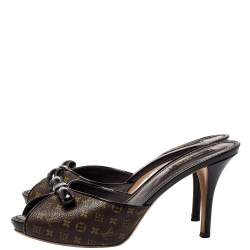 Pre Owned Louis Vuitton Brown Monogram Canvas And Patent Leather Malibu Slides Sandals Size 39.5