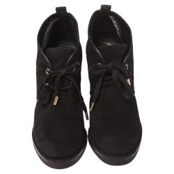 مملوكة مسبقًا Louis Vuitton Black Suede Monogram  Ankle Boot Size 39