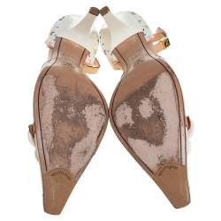 مملوكة مسبقًا Louis Vuitton White Canvas Multicolore Monogram Sandals Size 38.5