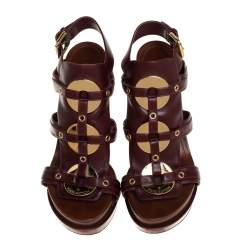 مملوكة مسبقًا صندل لوي فيتون جلد عنابي مزخر ف نعل سميك مقدمة مفتوحة بحزام للكاحل مقاس 38