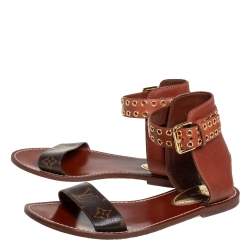 مملوكة مسبقًا Louis Vuitton Brown Monogram Canvas And Leather Passenger Flat Ankle Cuff Sandals Size 41
