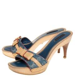 مملوكة مسبقًا Louis Vuitton Blue Monogram Denim and Leather Bow Detail Slides Sandals Size 39.5