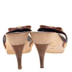 مملوكة مسبقًا Louis Vuitton Blue Monogram Denim and Leather Bow Detail Slides Sandals Size 39.5