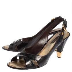 مملوكة مسبقًا صندل لوي فيتون فتحة كعب جلد لامع أسود مونوغرامي مقاس 37