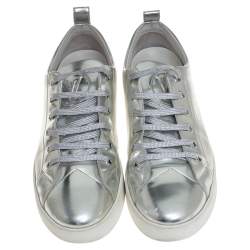 Pre Owned حذاء رياضي لوي فيتون عنق منخفض جلد فضي مقاس 40