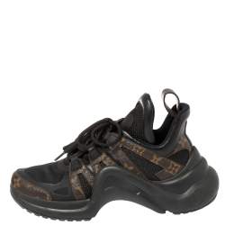 مملوكة مسبقًا حذاء رياضي لوي فيتون كانفاس أسود ومونوغرامي وشبكة أرش لايت مقاس 38.5