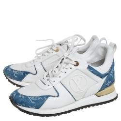 مملوكة مسبقًا Louis Vuitton White/Blue Monogram Denim And Leather Run Away Sneakers Size 38