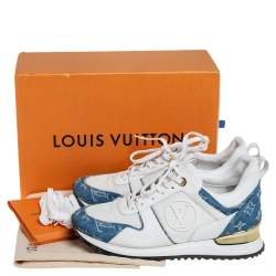 مملوكة مسبقًا Louis Vuitton White/Blue Monogram Denim And Leather Run Away Sneakers Size 38