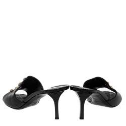 مملوكة مسبقًا Louis Vuitton Black Studded Leather Slide Sandals Size 38.5