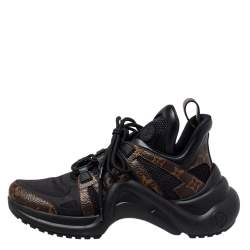 Pre Owned حذاء رياضي لوي فيتون أرشلايت كانفاس مونوغرامي ونايلون أسود/بني مقاس 40