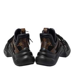 Pre Owned حذاء رياضي لوي فيتون أرشلايت كانفاس مونوغرامي ونايلون أسود/بني مقاس 40