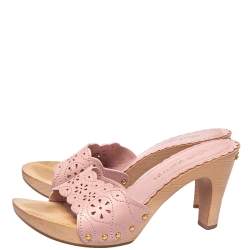 مملوكة مسبقًا Louis Vuitton Pink Laser Cut Leather Slide Sandals Size 39