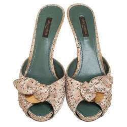 مملوكة مسبقًا Louis Vuitton Off White Embroidered Fabric Bow Slide Sandals Size 37.5