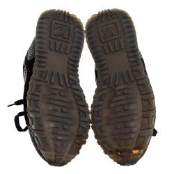 مملوكة مسبقًا Louis Vuitton Black Suede And Perforated Leather Run Away Sneakers Size 36