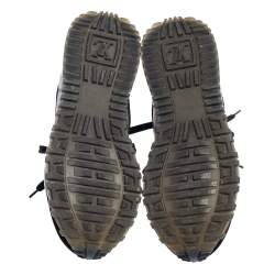 مملوكة مسبقًا Louis Vuitton Black Leather And Suede Run Away Sneakers Size 36