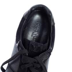 مملوكة مسبقًا Louis Vuitton Black Leather And Suede Run Away Sneakers Size 36
