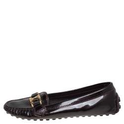 مملوكة مسبقًا Louis Vuitton Burgundy Patent Leather Slip On Loafers Size 38