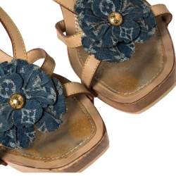 مملوكة مسبقًا صندل لوي فيتون جلد أزرق/بيج ودينم مونوغرامي نعل سميك بحزام للكاحل مقاس 39.5