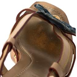 مملوكة مسبقًا صندل لوي فيتون جلد أزرق/بيج ودينم مونوغرامي نعل سميك بحزام للكاحل مقاس 39.5