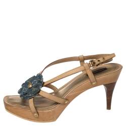 مملوكة مسبقًا صندل لوي فيتون جلد أزرق/بيج ودينم مونوغرامي نعل سميك بحزام للكاحل مقاس 39.5