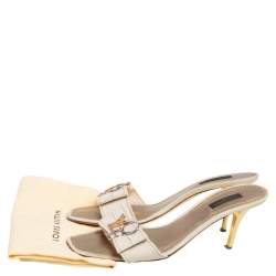 مملوكة مسبقًا Louis Vuitton Beige Canvas Love Slides Size 40