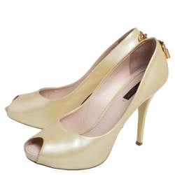 Pre Owned Louis Vuitton Cream Patent Leather Oh Really! Peep Toe Pumps Size 38