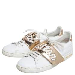 مملوكة مسبقًا Louis Vuitton White/Gold Leather Frontrow Low Top Sneakers Size 37.5