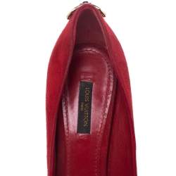 مملوكة مسبقًا Louis Vuitton Red Suede Oh Really! Peep Toe Platform Pumps Size 38