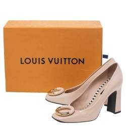 Pre Owned حذاء كعب عالي لوي فيتون مادلين جلد بيج لامع مزين بالشعار وكعب مربع سميك مقاس 36