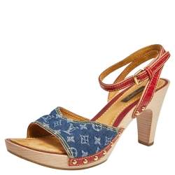 Pre Owned صندل لوي فيتون جلد نقشة التمساح ودينم مونوغرامي أحمر/أزرق بحزام للكاحل مقاس 37.5