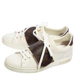 مملوكة مسبقًا Louis Vuitton White Leather and Monogram Coated Canvas Frontrow Sneakers Size 37.5