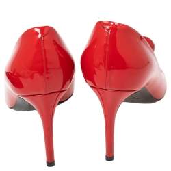 مملوكة مسبقًا حذاء كعب عالي لوي فيتون بيتي جلد لامع أحمر مقاس 37.5 