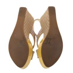 مملوكة مسبقًا صندل لوي فيتون كانفاس بيج/أصفر كعب روكي إسبادريل سيور متعاكسة مقاس 39 