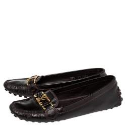 Pre Owned حذاء لوفرز لوي فيتون سليب أون أوكسفورد جلد لامع عنابي مقاس 38.5