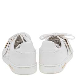 مملوكة مسبقًا Louis Vuitton White Leather Frontrow Twist Logo Low Top Sneakers Size 36