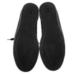 مملوكة مسبقًا Louis Vuitton Black Monogram Empreinte Leather and Suede Low Top Sneakers Size 38