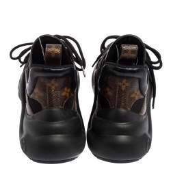 مملوكة مسبقًا حذاء رياضي لوي فيتون أرش لايت شبكة وكانفاس بني مونوغرامي مقاس 37