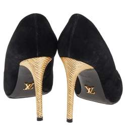 Louis Vuitton Black Suede Pointed Toe Pumps Size 35