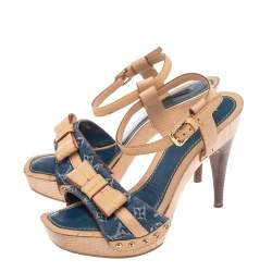 Pre Owned صندل لوي فيتون جلد ودينم أزرق/بيج مونوغرامي خشبي مقاس 37