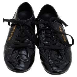 مملوكة مسبقًا Louis Vuitton Black Patent Leather Low Top Sneakers Size 37