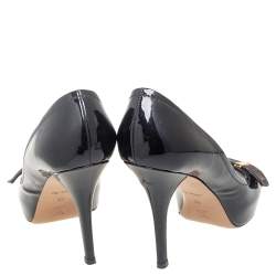 مملوكة مسبقًا Lousi Vuitton Burgundy Patent Leather Monogram Open Toe Pumps Size 39