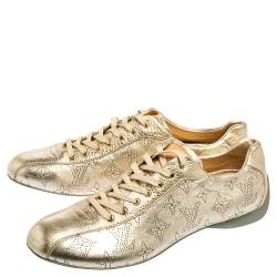 Pre Owned حذاء رياضي لوي فيتون ترينر جلد ذهبي ميتاليك بنقشة مونوغرامي مقاس 40.5