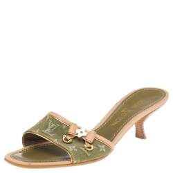 LOUIS VUITTON GREEN MONOGRAM KITTEN HEELS