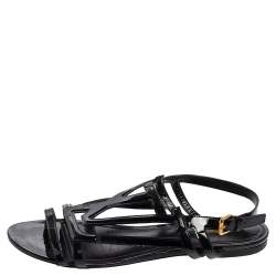 مملوكة مسبقًا Louis Vuitton Black Patent Leather Crossing Flat Sandals Size 41