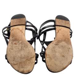 مملوكة مسبقًا Louis Vuitton Black Patent Leather Crossing Flat Sandals Size 41