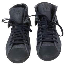 مملوكة مسبقًا Louis Vuitton Navy Blue Monogram Denim and Rubber Cap-Toe Brea Sneakers Size 38.5