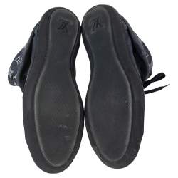 مملوكة مسبقًا Louis Vuitton Navy Blue Monogram Denim and Rubber Cap-Toe Brea Sneakers Size 38.5